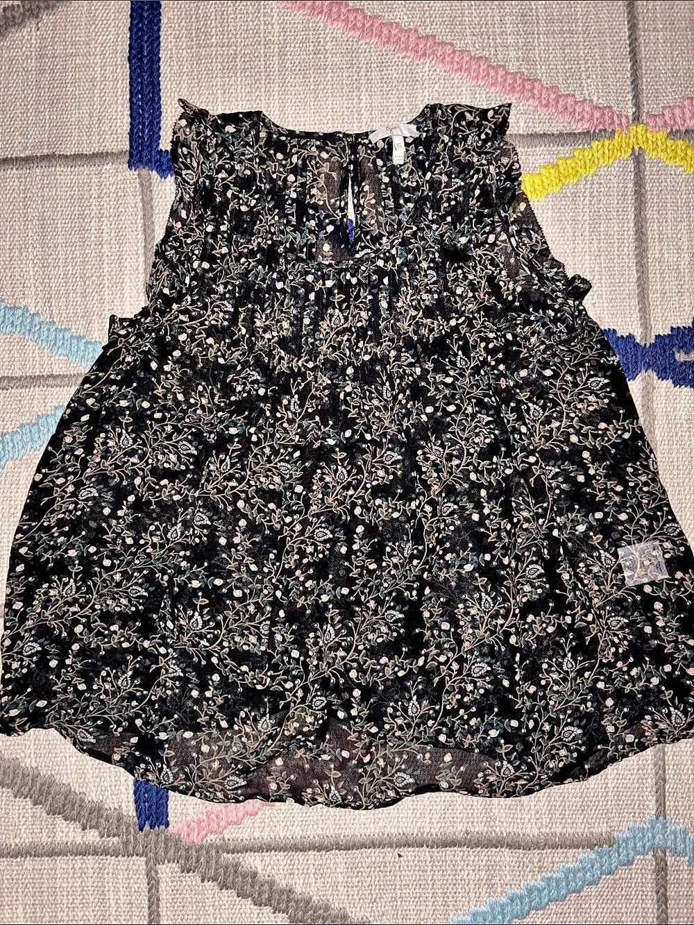 Joie Floral Sleeveless Top in Black & Green Size XS Like New